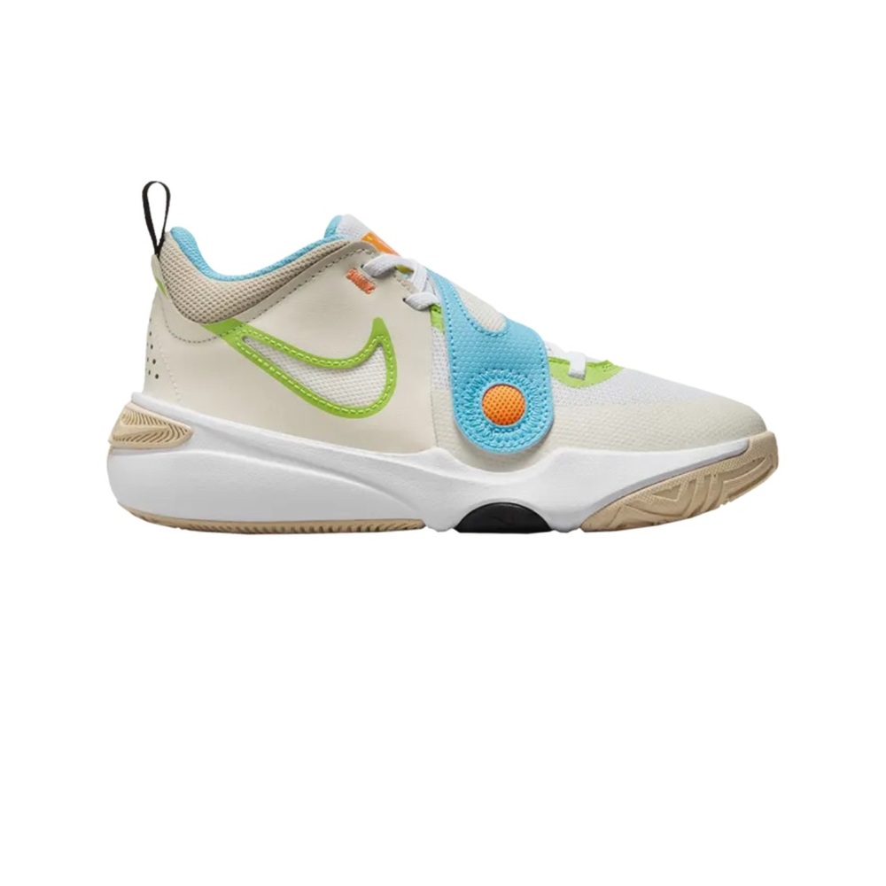 Nike Team Hustle D11 GS “Pale Ivory Action Green” good used condition